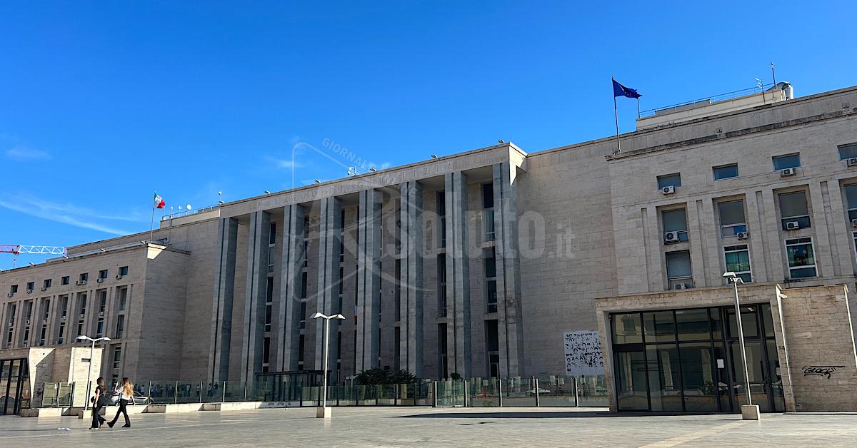 Palermo, condannata in appello la figlia dell’amante di Messina Denaro: “Aiutò il boss latitante”