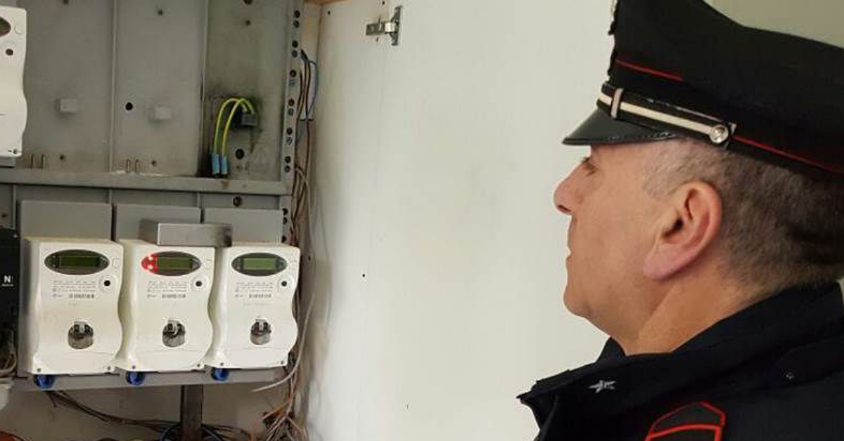 Furti di energia elettrica nel Trapanese: 15 arresti e 24 denunce dall’inizio del 2026