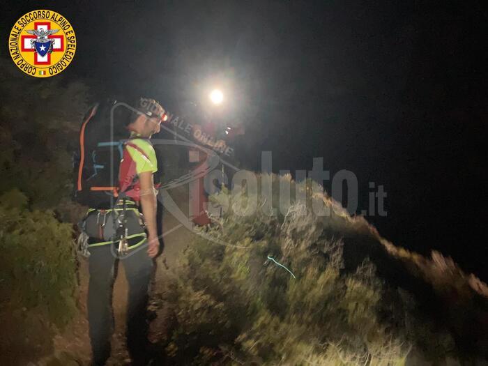 Tragedia a Ispica, escursionista muore dopo una caduta in una cava