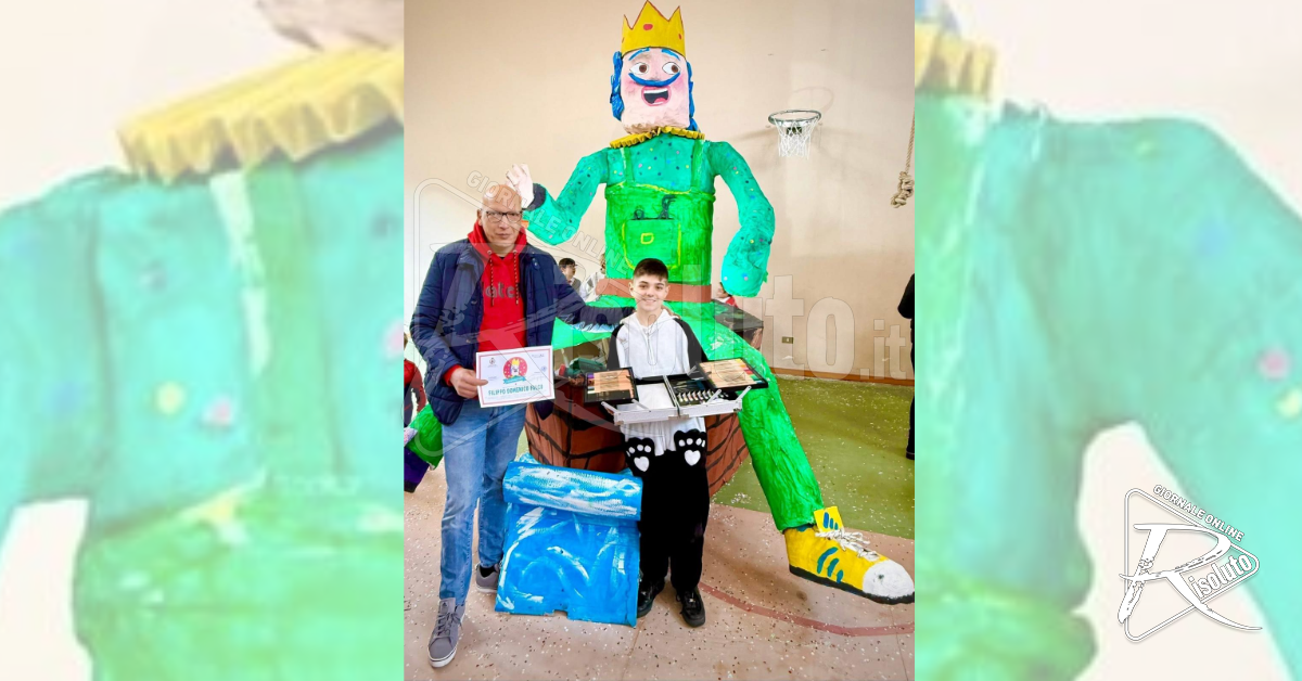 Caltabellotta, studente di 11 anni realizza un mini carro di Carnevale